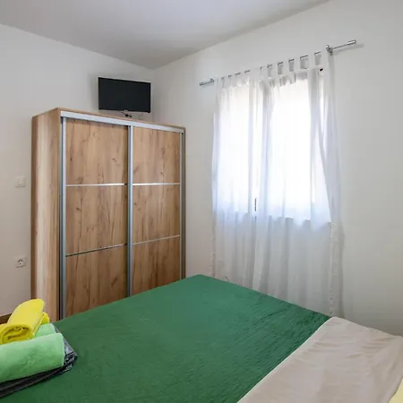 In Dom wakacyjny Nedeščina