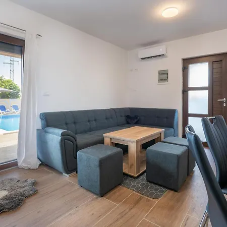 Σπίτι διακοπών Stunning In With Kitchen